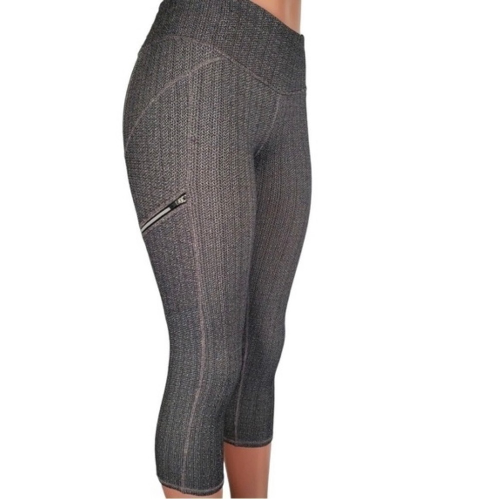 𝅺athleta gray herringbone static drifter tweed feel Cropped Leggings